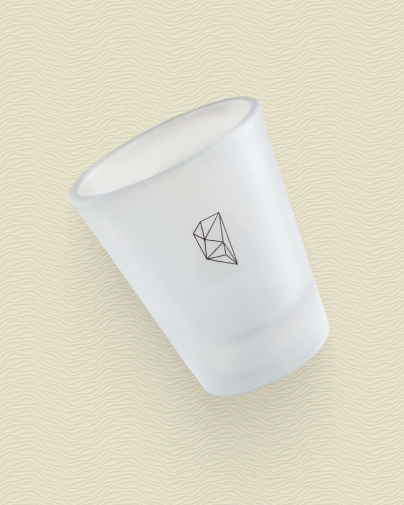 Schnapsgläser aus Milchglas